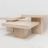 Un ensemble de 3 tables gigognes italiennes vintage en travertin