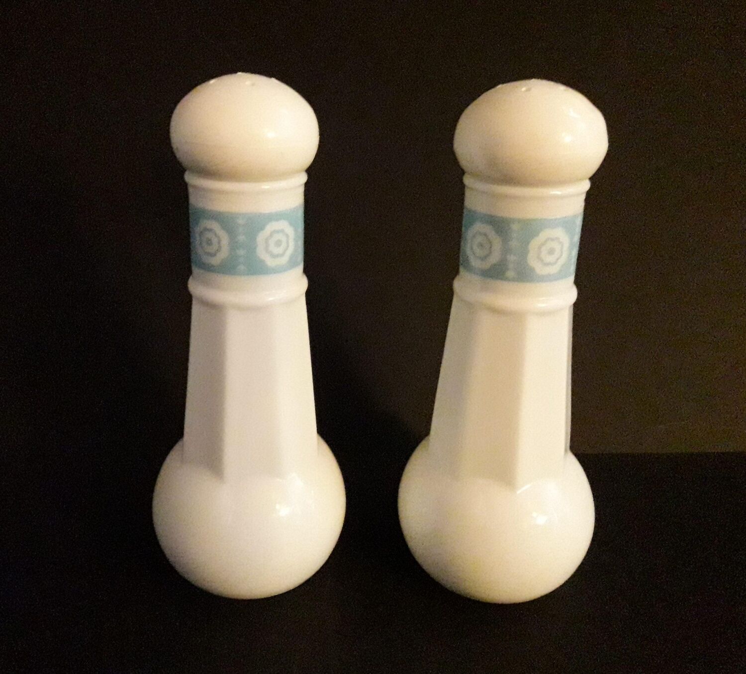 Avon salt and pepper shakers from the 60s
