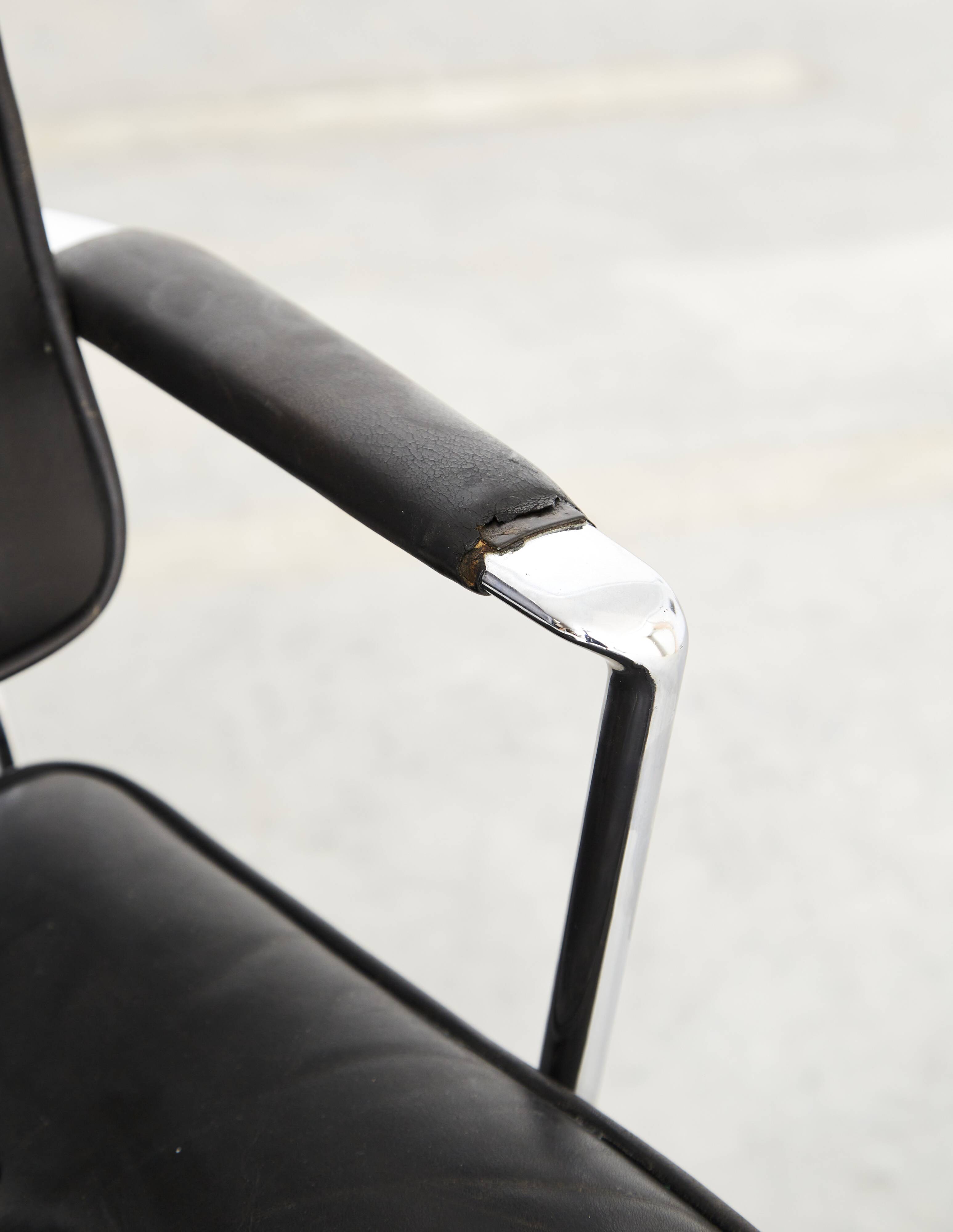 Chaise de bureau intermédiaire ES102 de Ray & Charles Eames pour Herman Miller