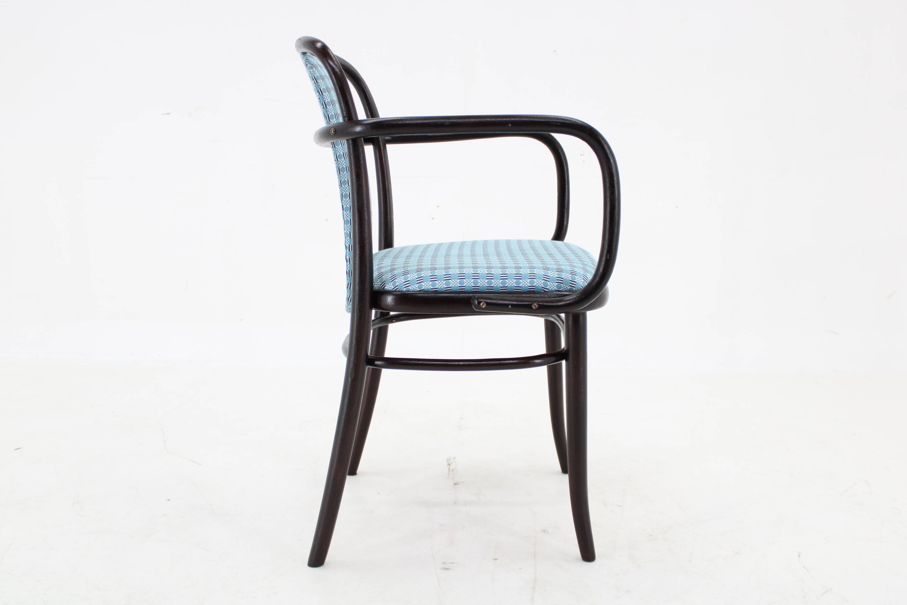 1970s Beech Bentwood Chair by Ton ,Czechoslovakia