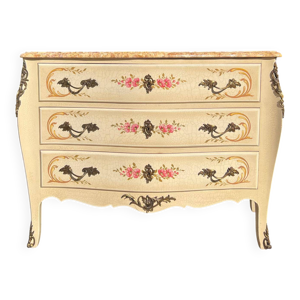 Commode galbée style