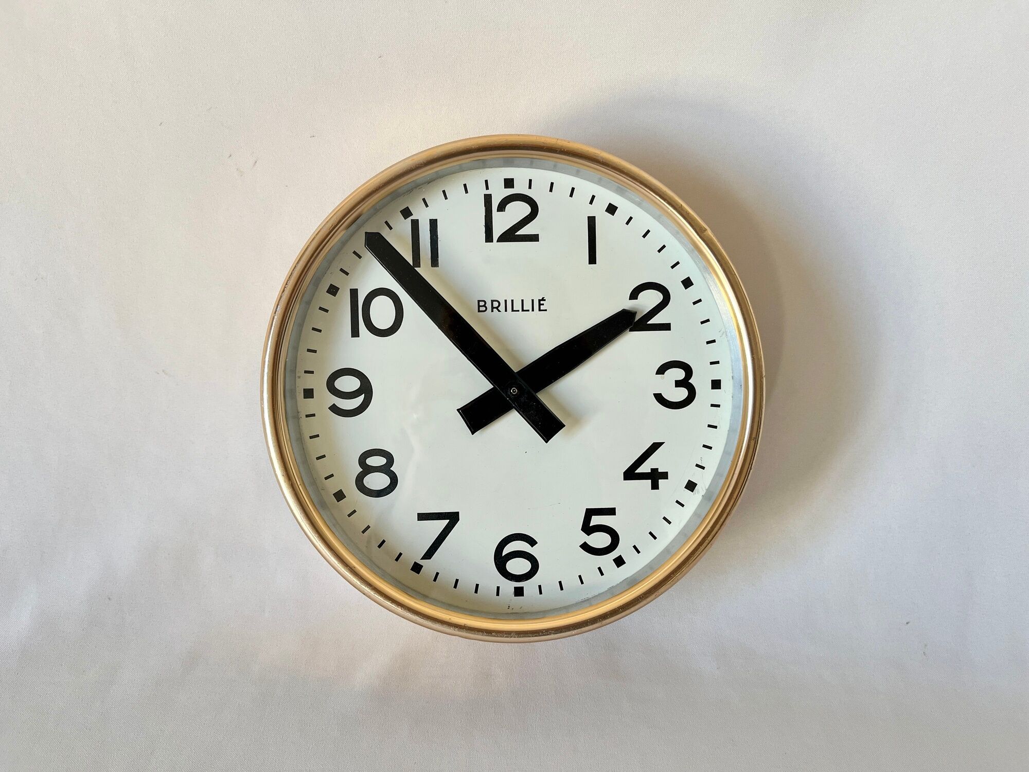 Gilded wall clock Brillié gold industrial pendulum station factory workshop 1960 26 cm
