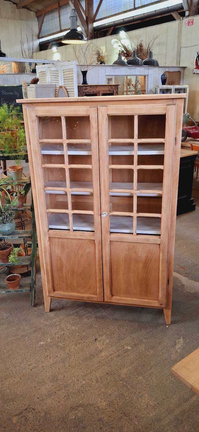 Old display case