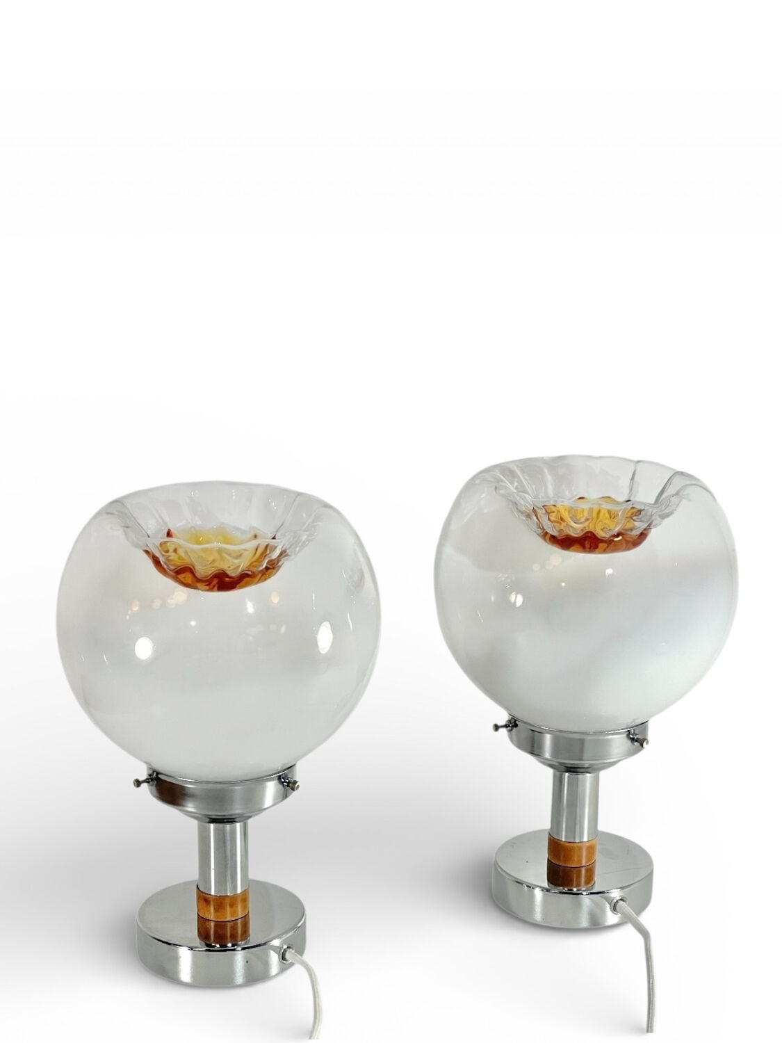 Pair of table lamps with large Murano globes from the 70s.
