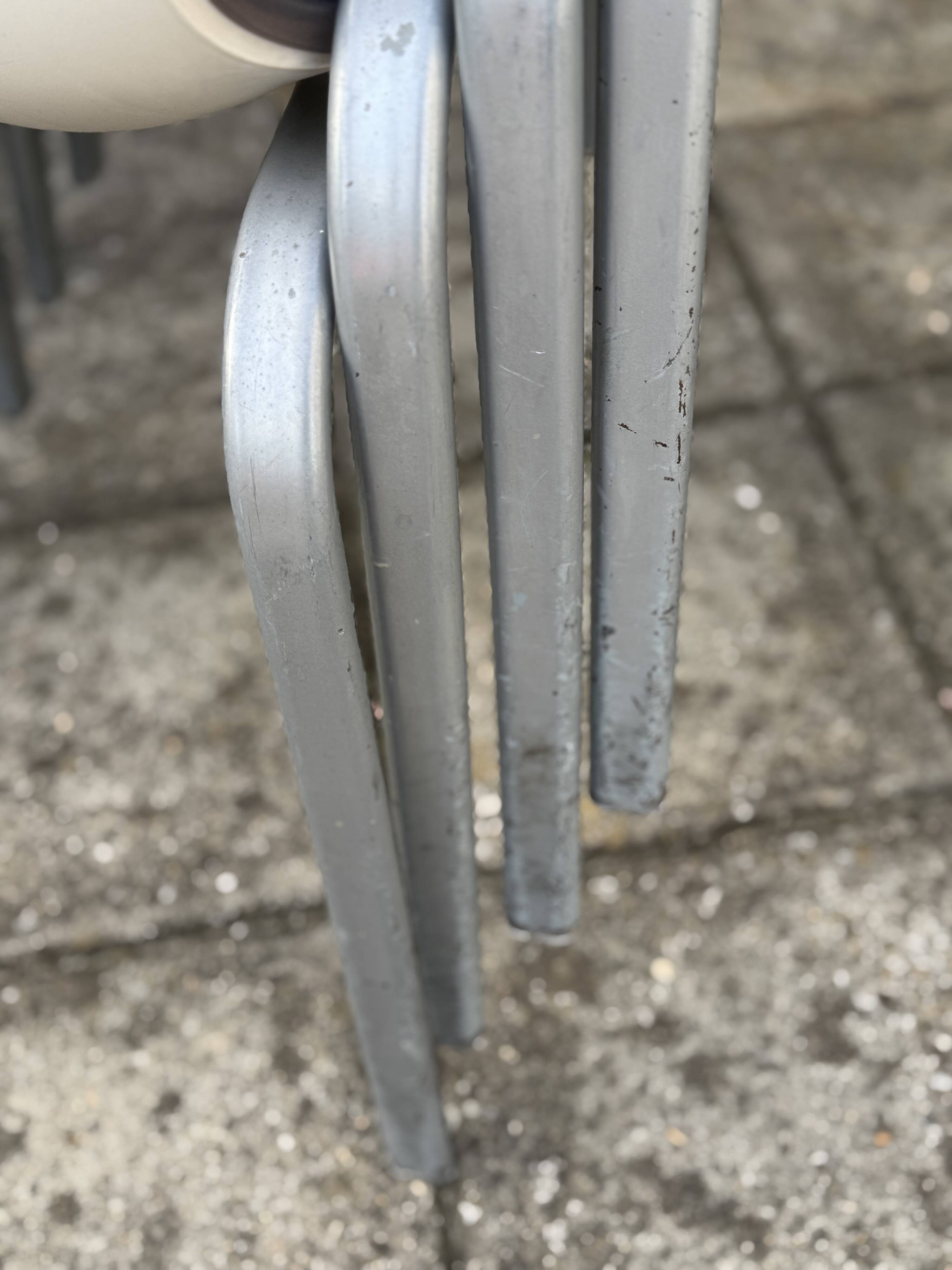 Lot de 7 chaises Ikea PS par Ehlen Johannson