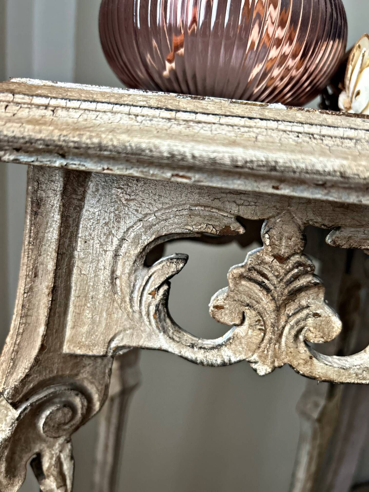 Sellette ancienne patinée – Style Art déco – Charme et authenticité