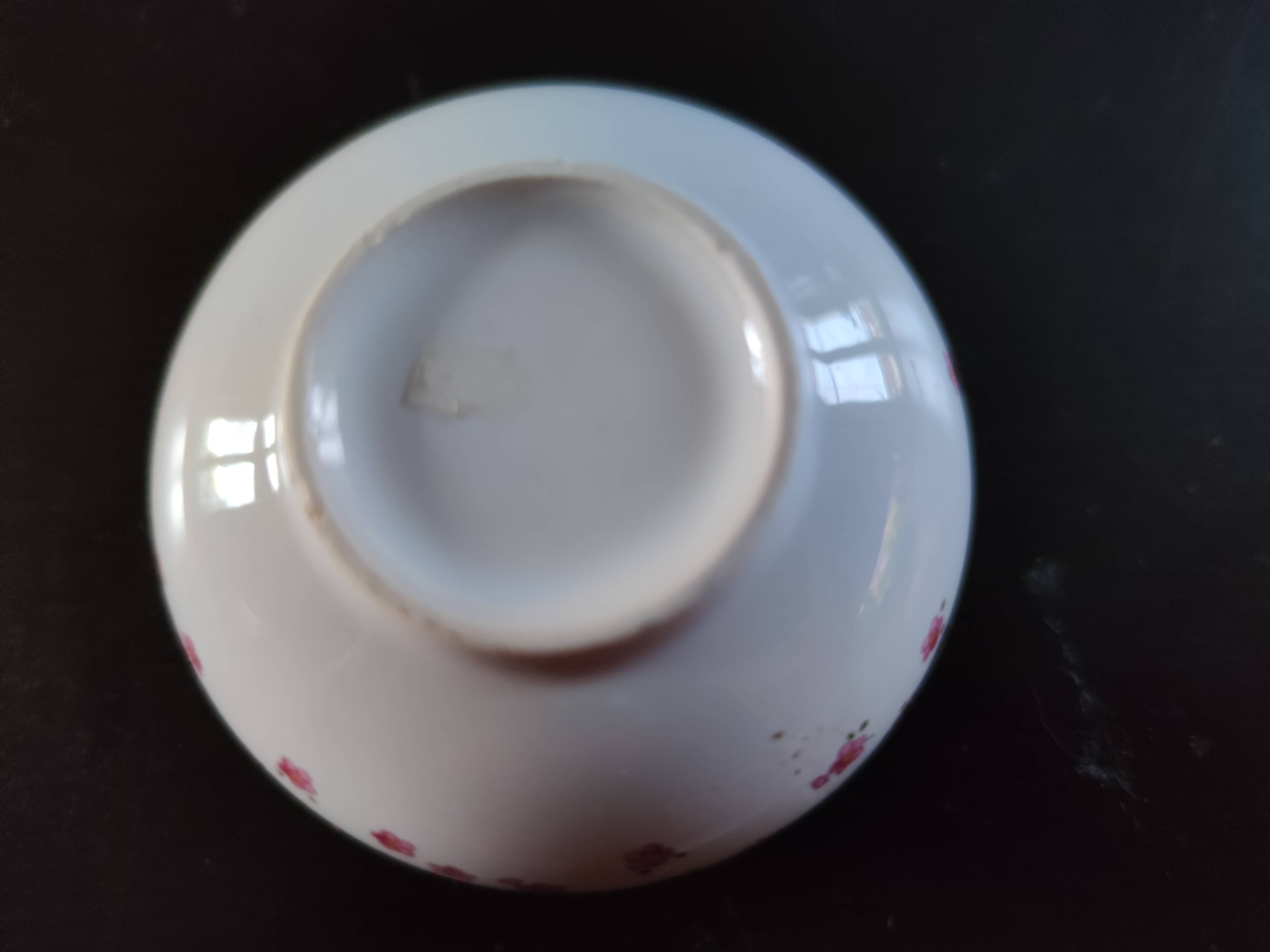 Service of small six cups for tea, cream, fruit salad or coffee