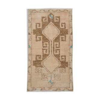 Brown beige turkish vintage carpet rug 94x52cm