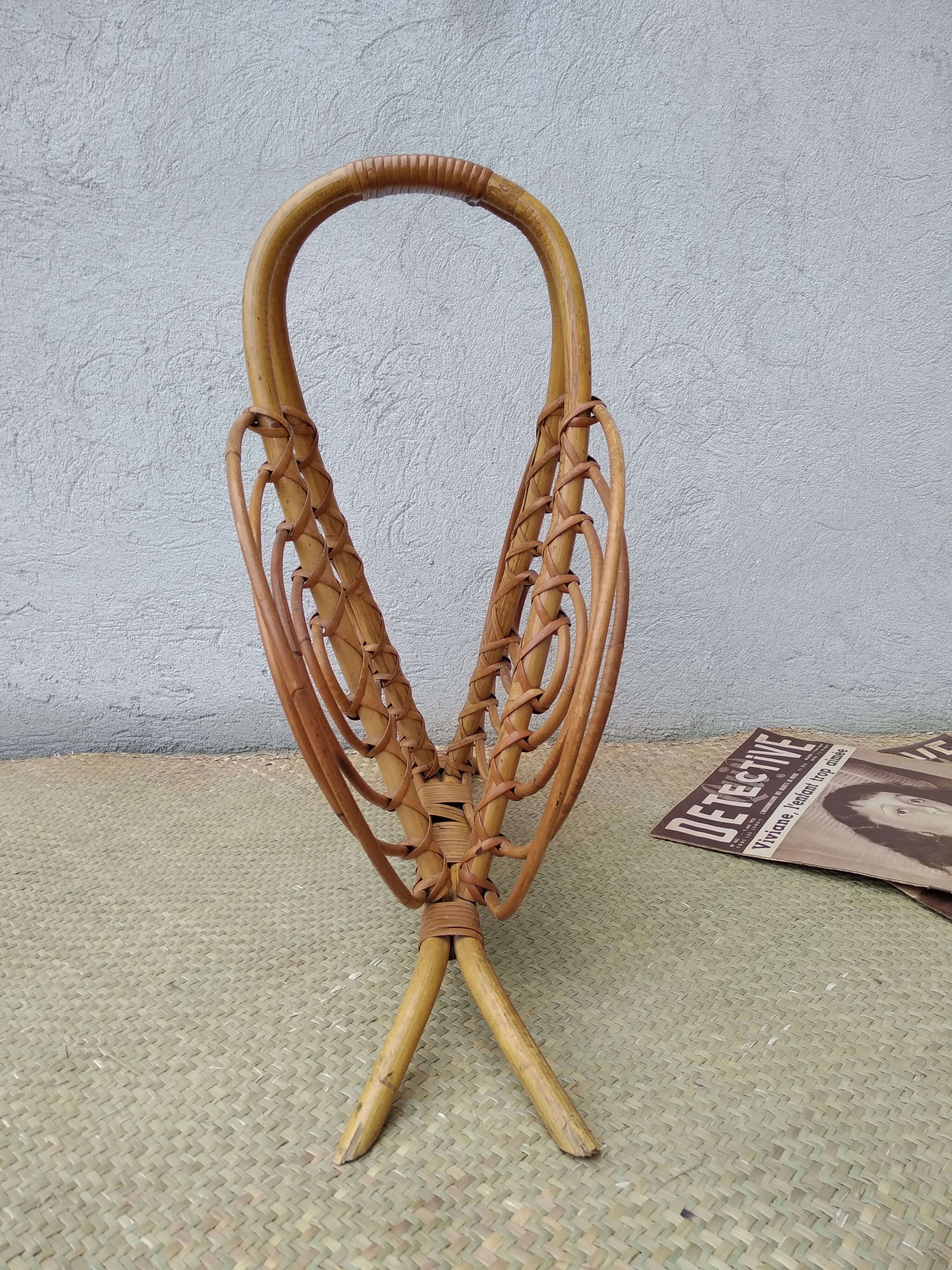 Rattan magazine holders