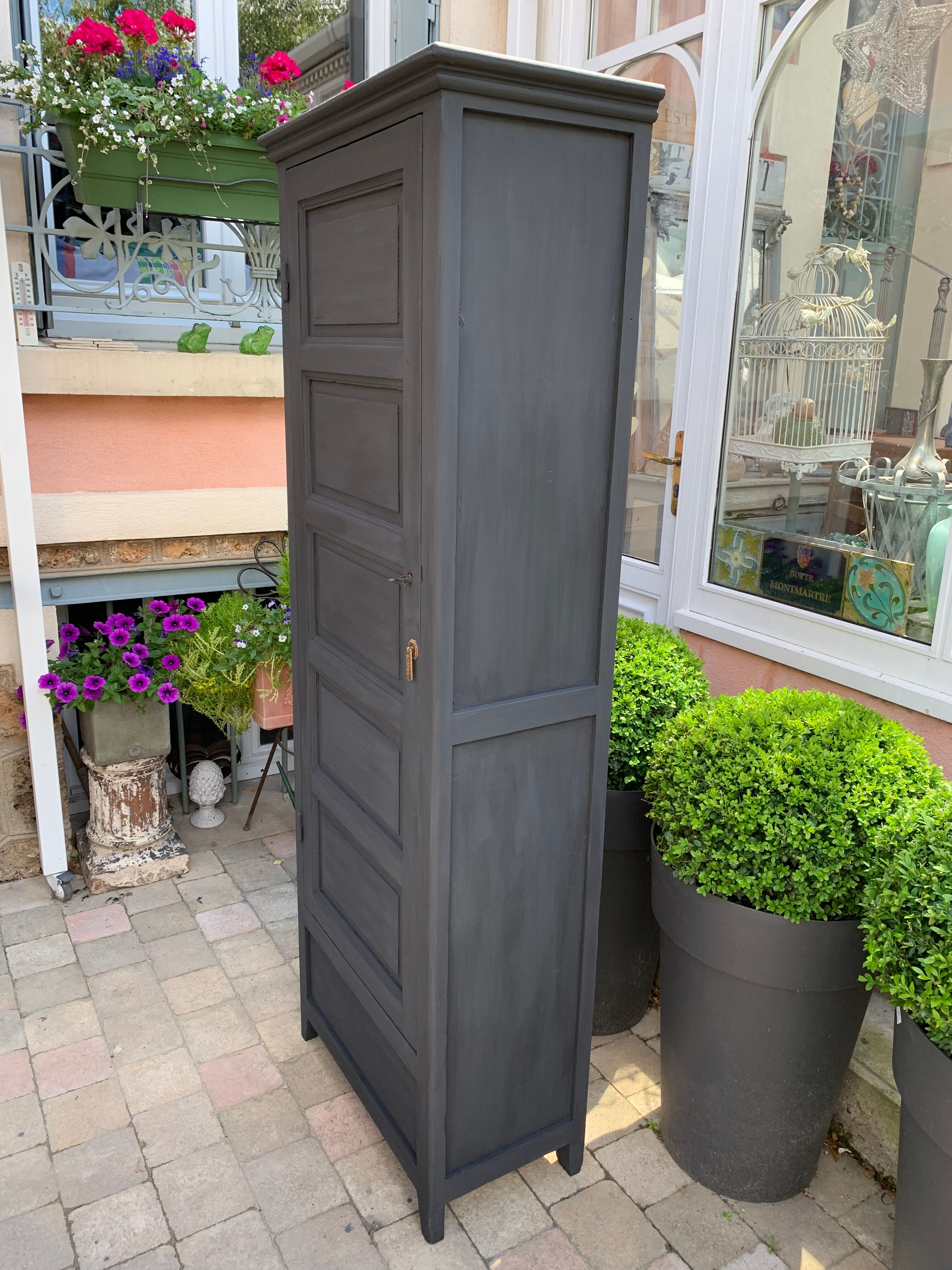 Parisian wardrobe cap 30 's