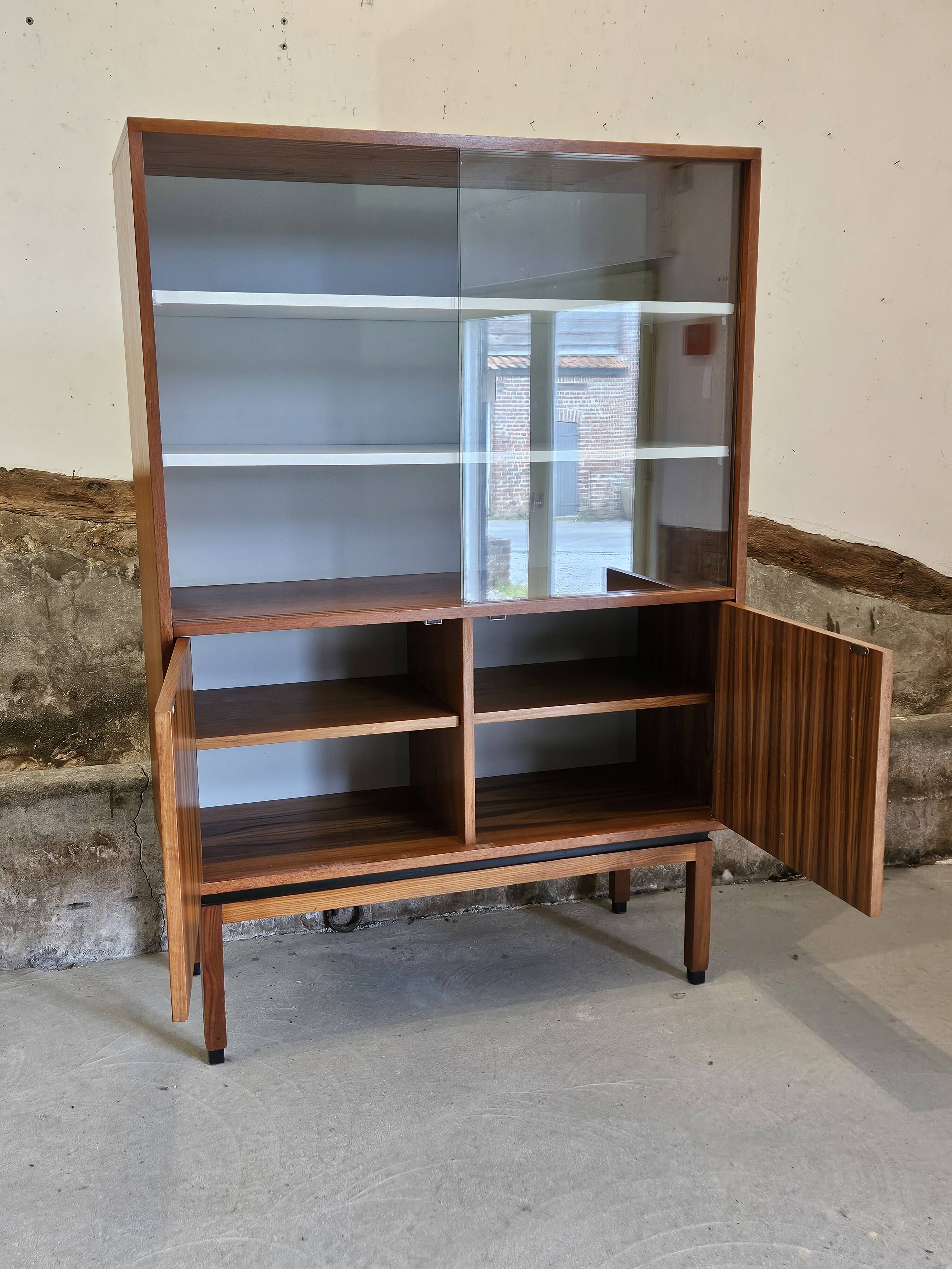 Small MDK display case / teak veneer bookcase 1960 Scandinavian design