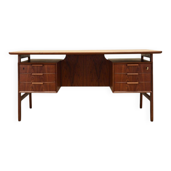 Bureau danois en teck par Omann Jun, années 1970