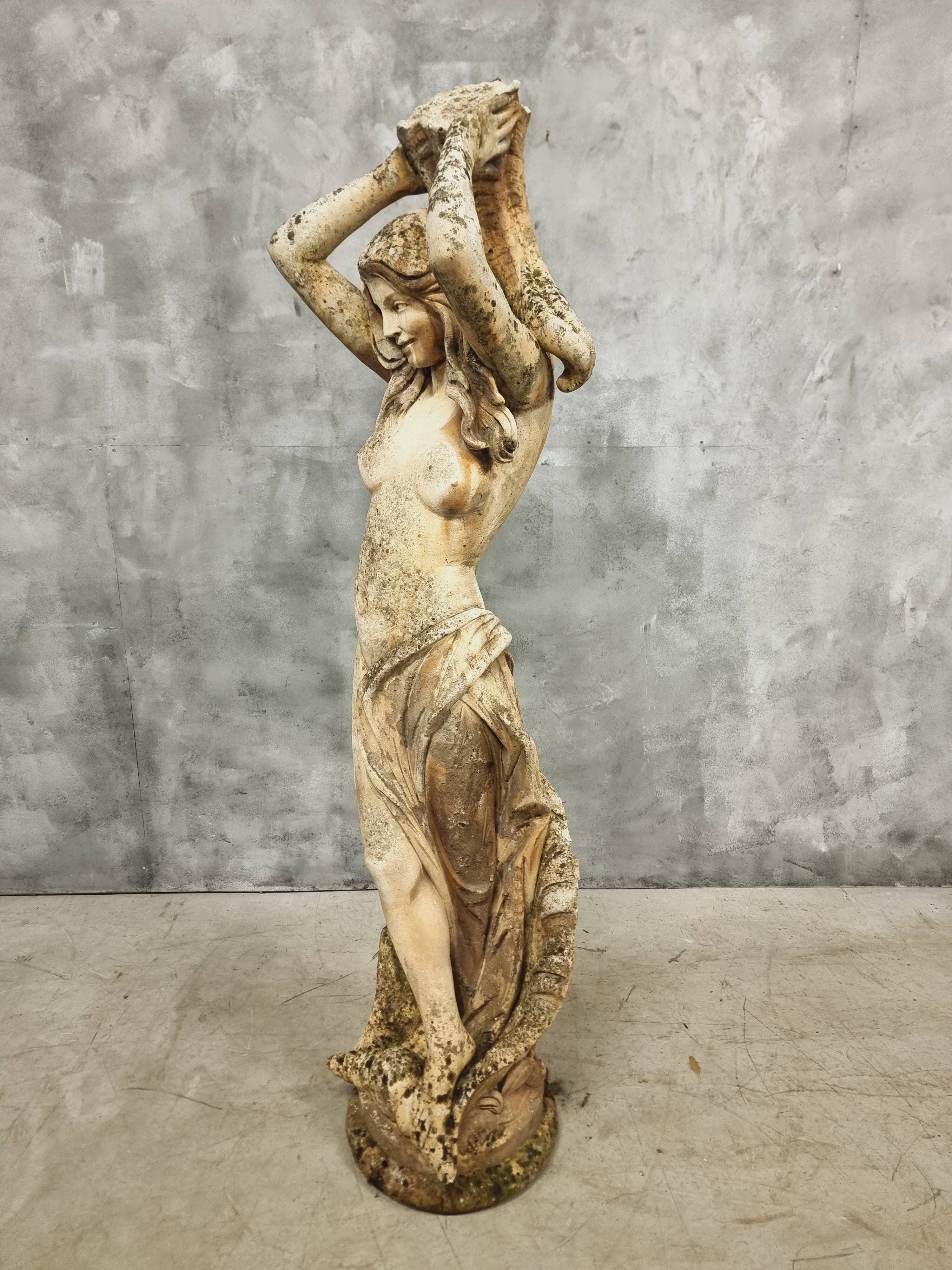 Statue de jardin ancienne en pierre sculpture française hauteur 175 cm
