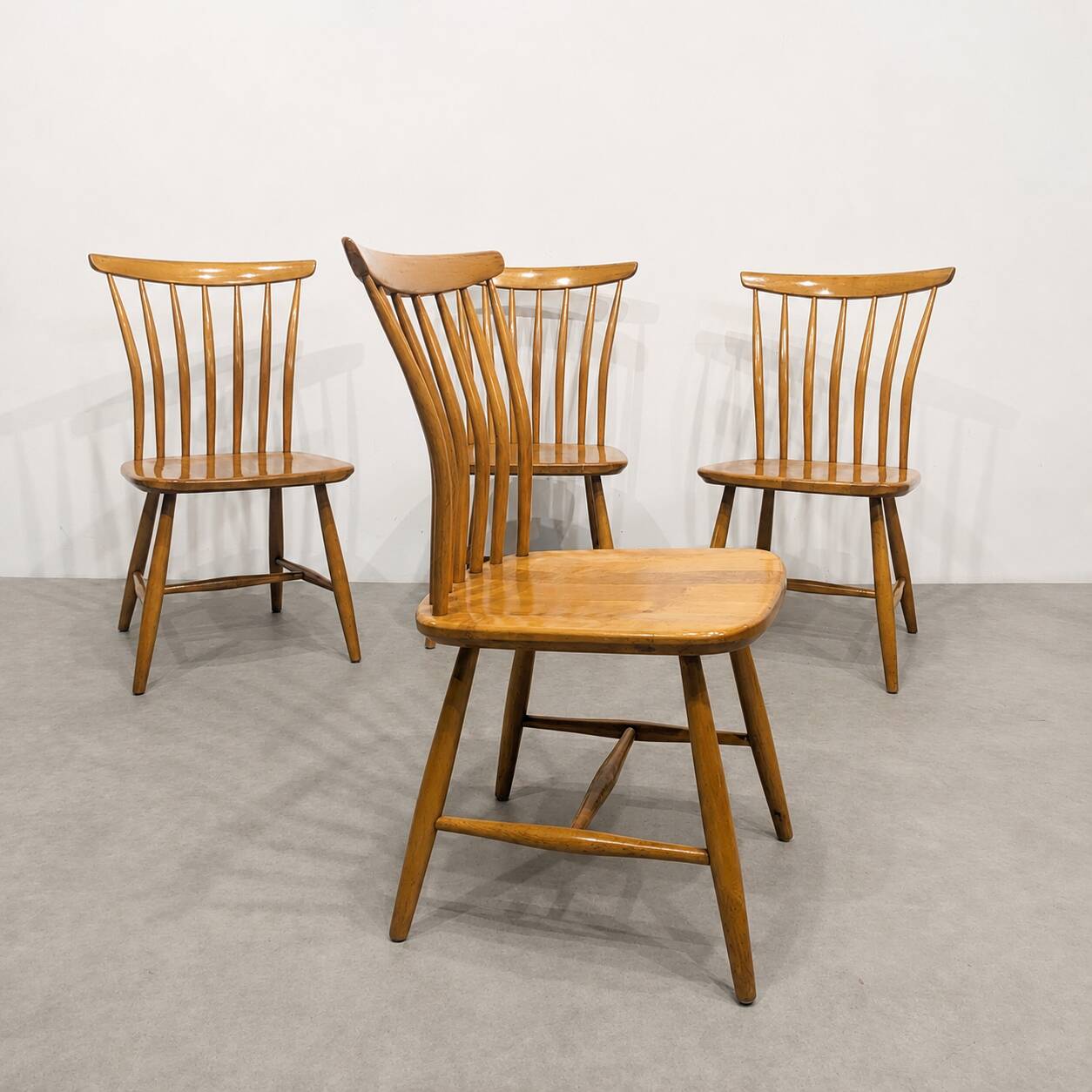 Ensemble de quatre chaises suédoises Akerblom #570 par Gunnar Eklöf