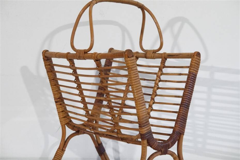 Porte revue vintage en rotin 1960