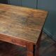 Table de ferme française antique en bois fruitier