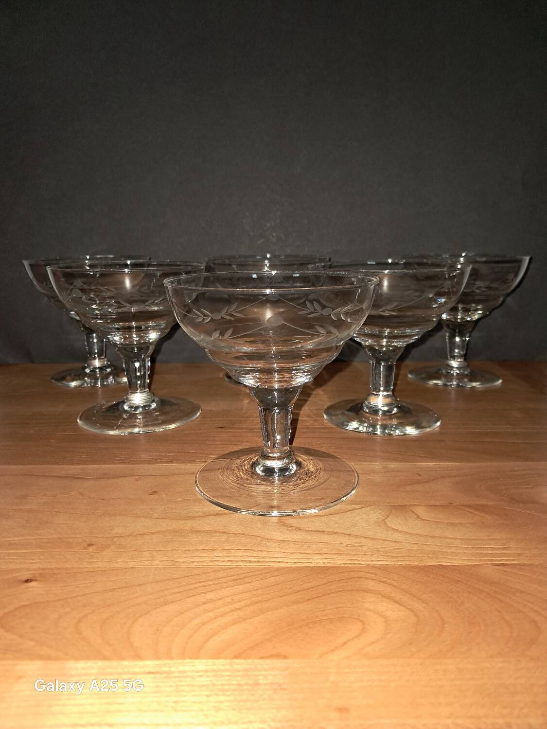 6 coupes à champagne gravées, années 30-40