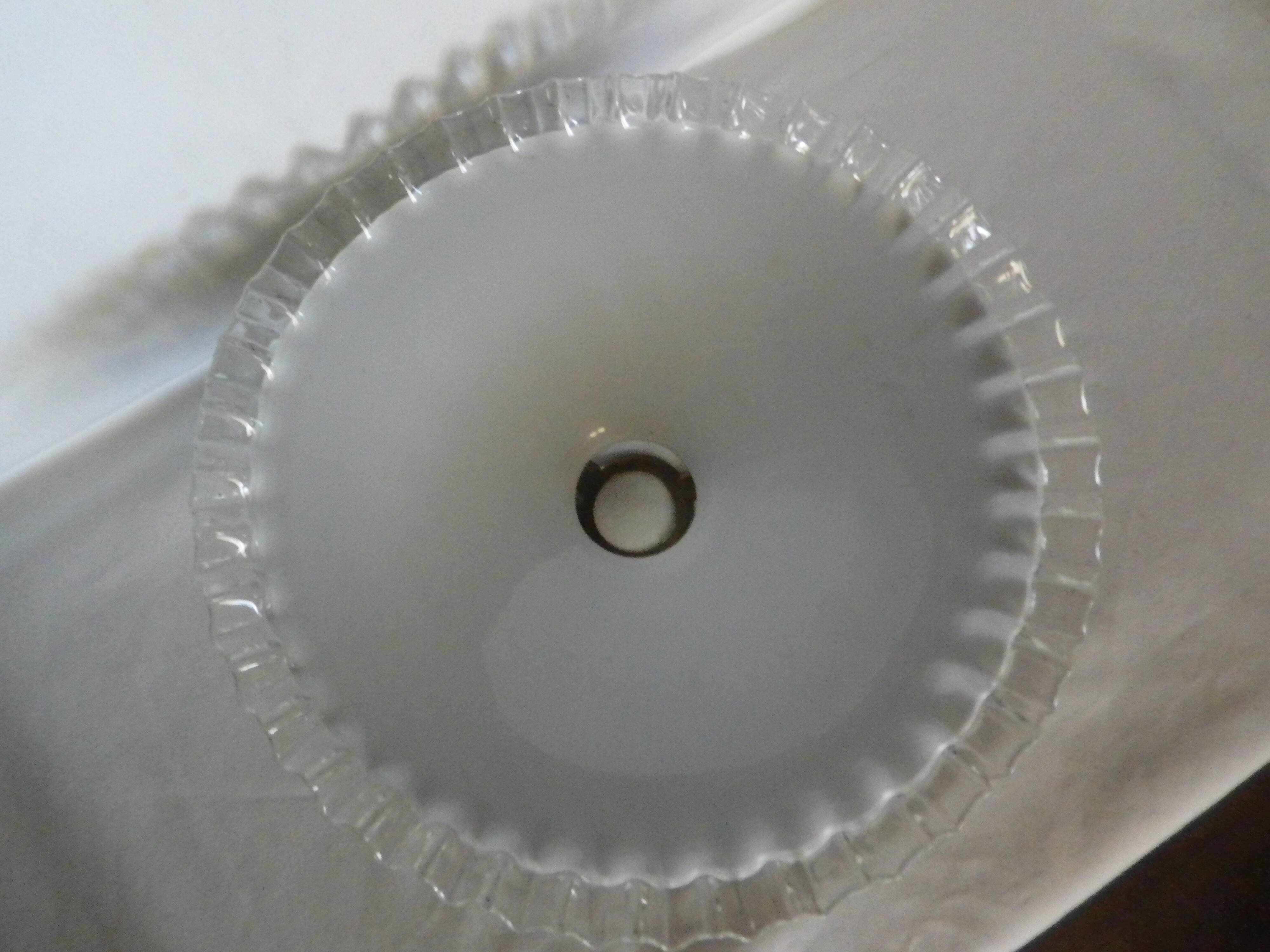 white serrated opaline