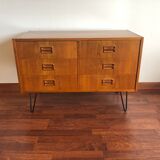 Small dresser / thread