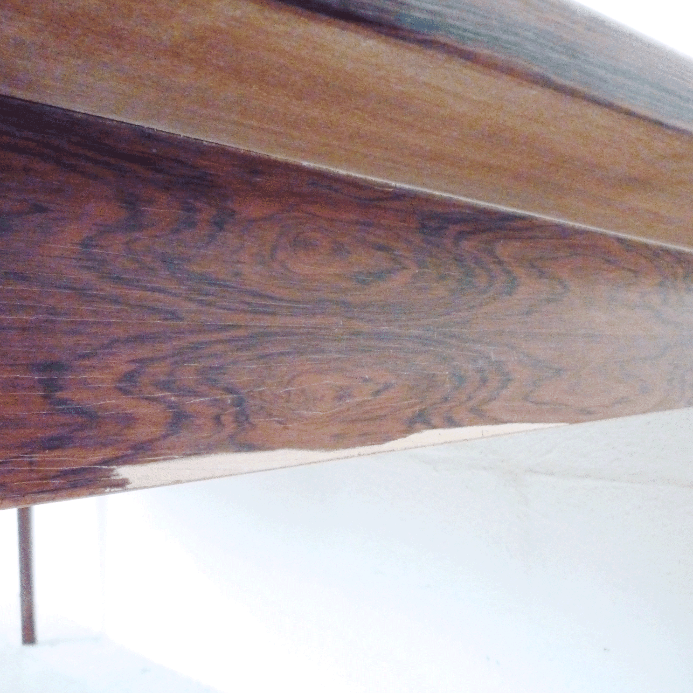 Extendable dining table in rosewood