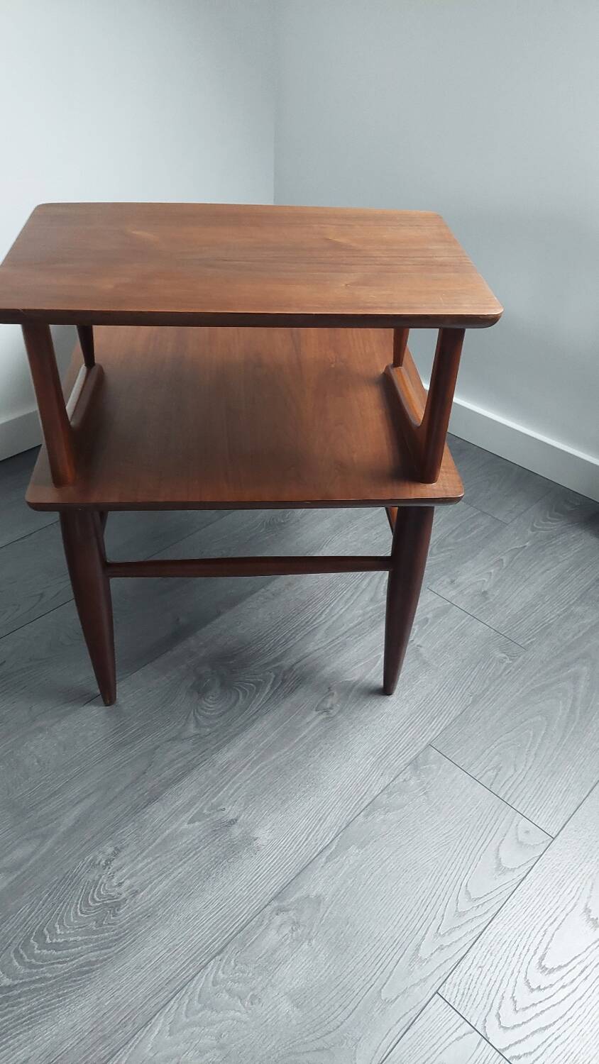Occasional coffee table