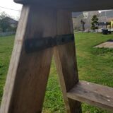 Double wooden stepladder