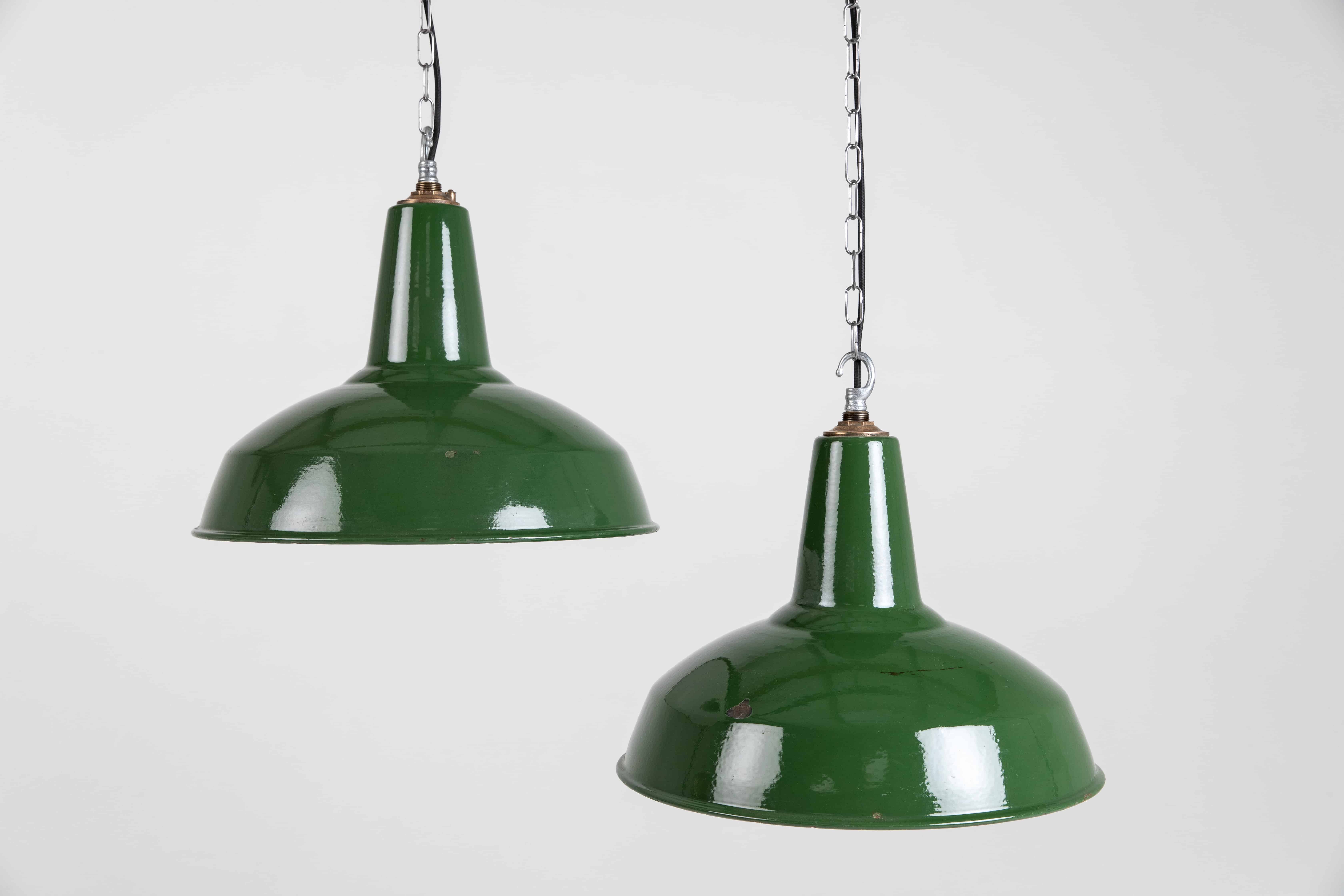 Benjamin enamel hanging lamp