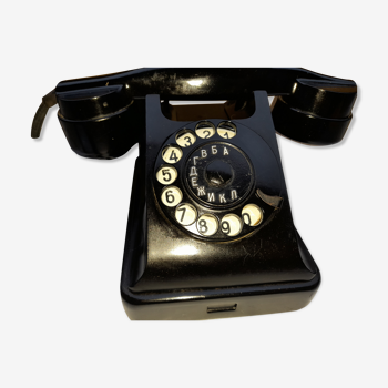 Vintage USSR phone in Bakelite