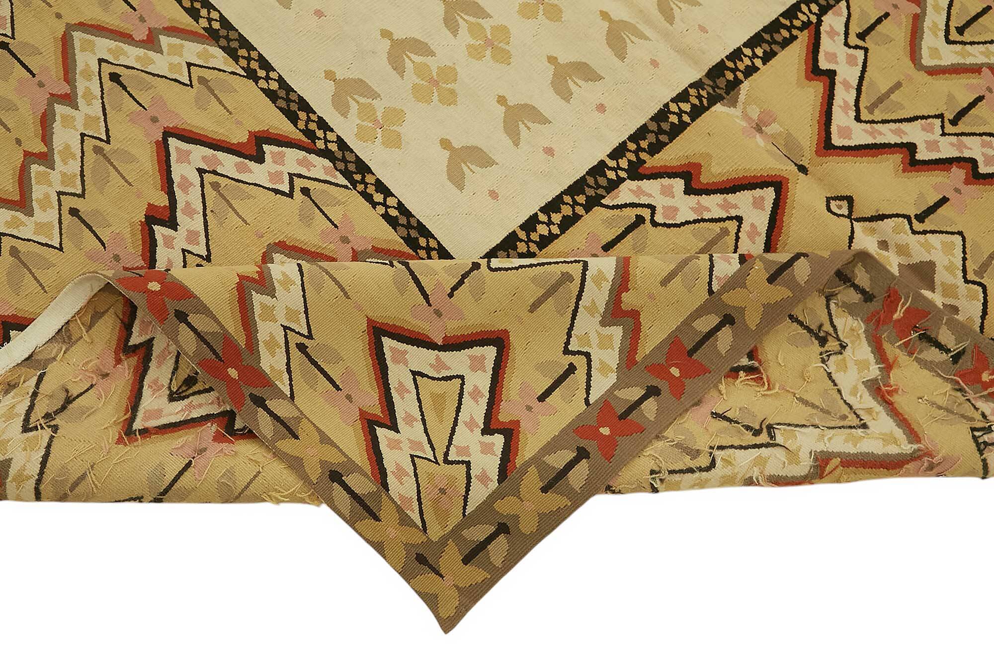 Handmade European Vintage Aubusson Kilim 196 cm x 311 cm
