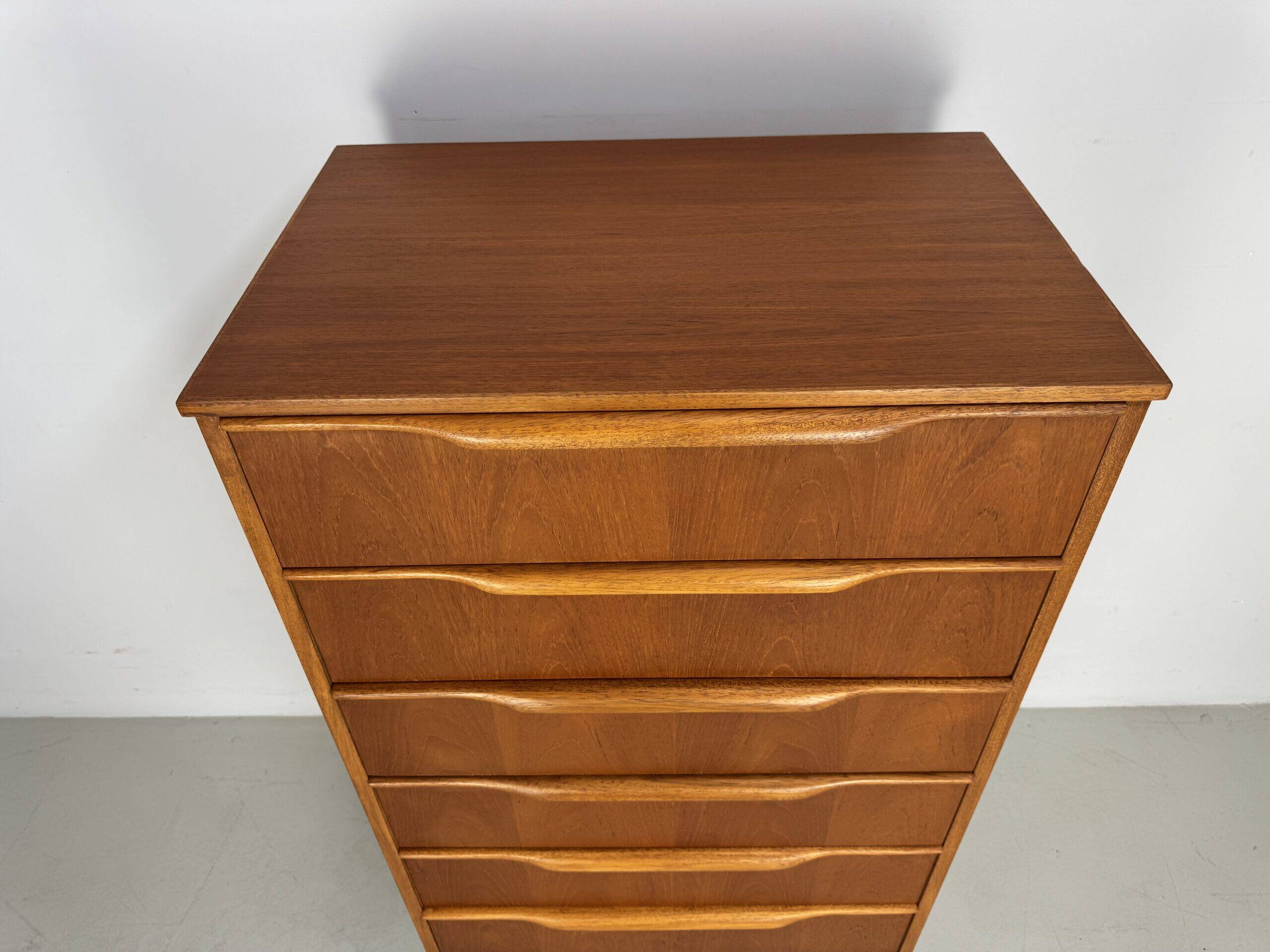Commode vintage Austinsuite.