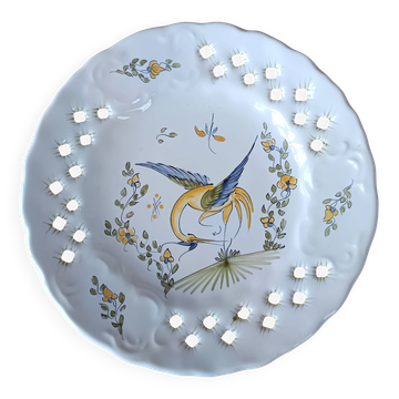 Assiette vieux Moustiers