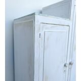 Asymmetrical Parisian wardrobe