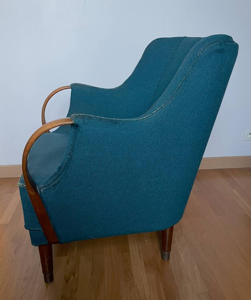 Danish armchair from the 1940s, completely original.