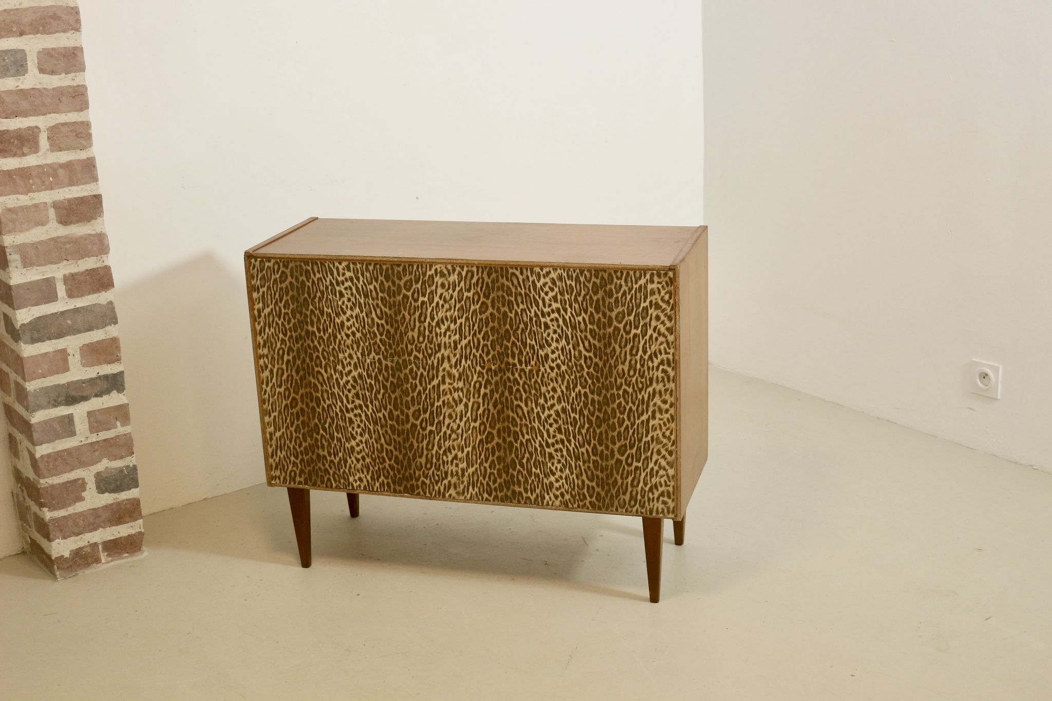 Scandinavian chest of drawers, consisting of 4 drawers, year 60. Ref calypso