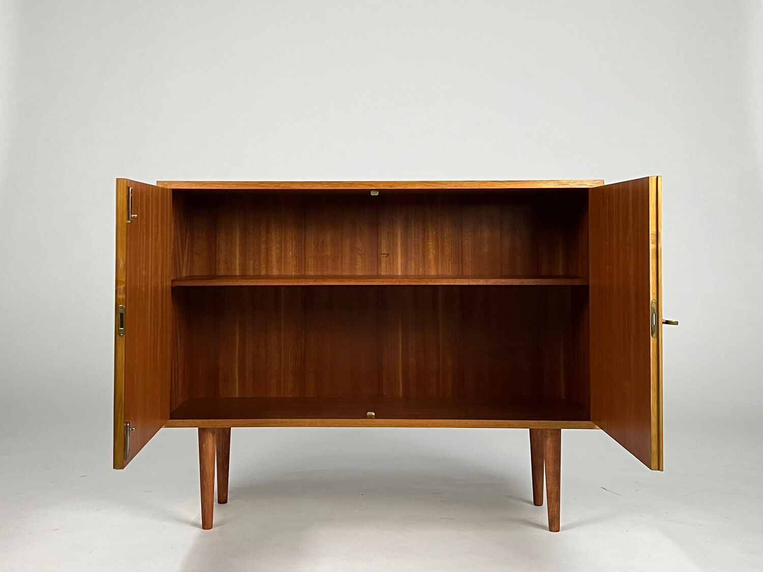 Vintage teak chest of drawers sideboard hallway cabinet 60s mid-century 70s