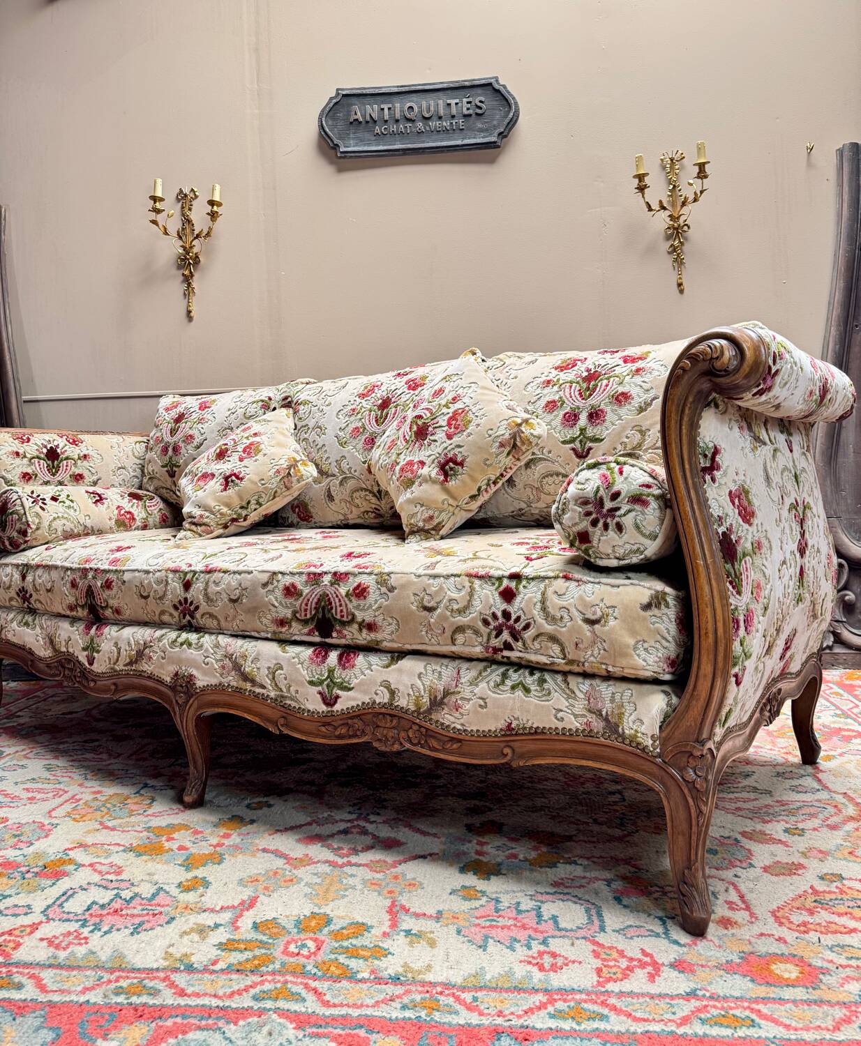 Cross Bed Known as “Turkish” in Walnut, Louis XV Style, 19th Century
