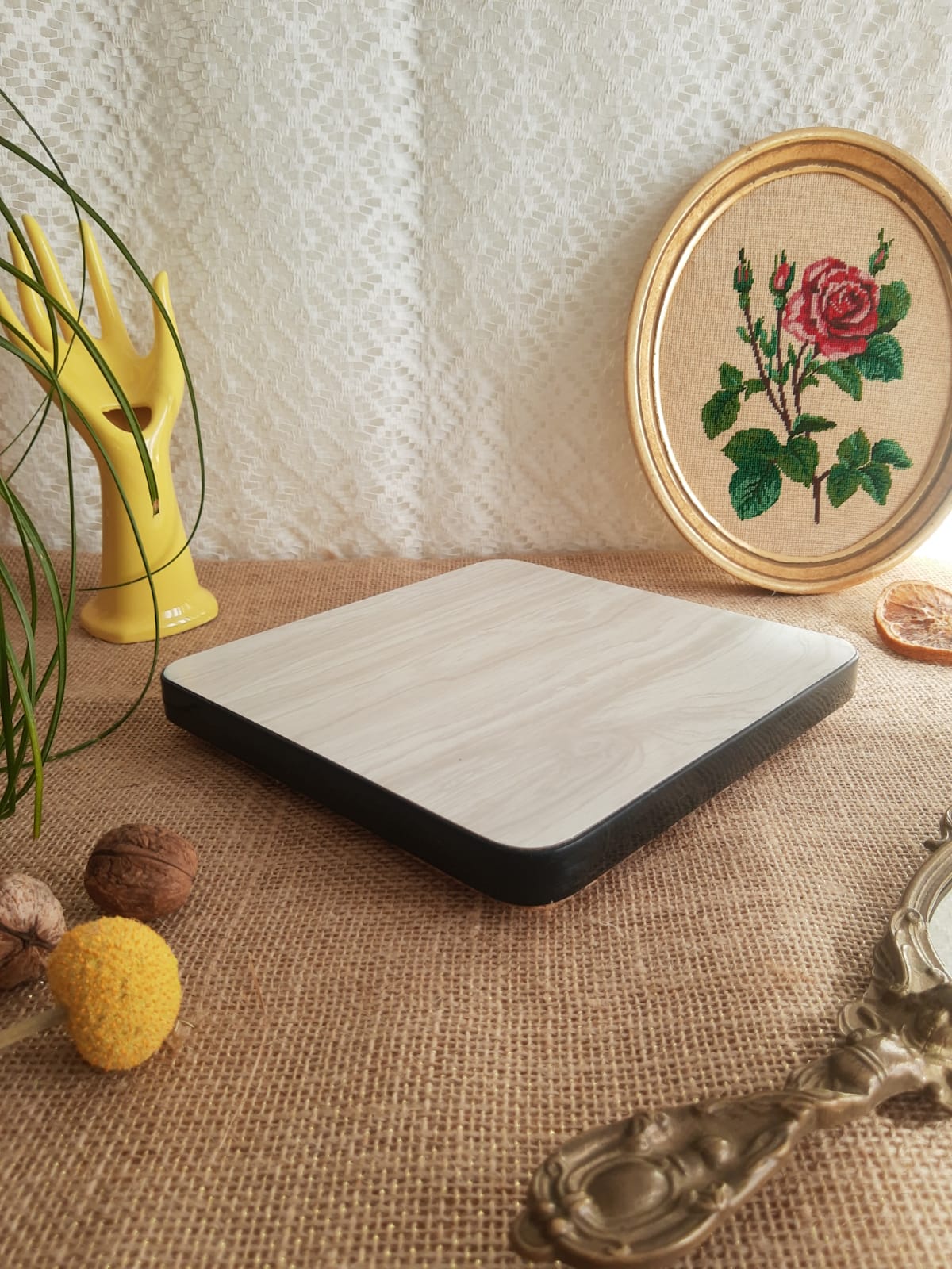 Flat bottom in white veined formica gray - vintage