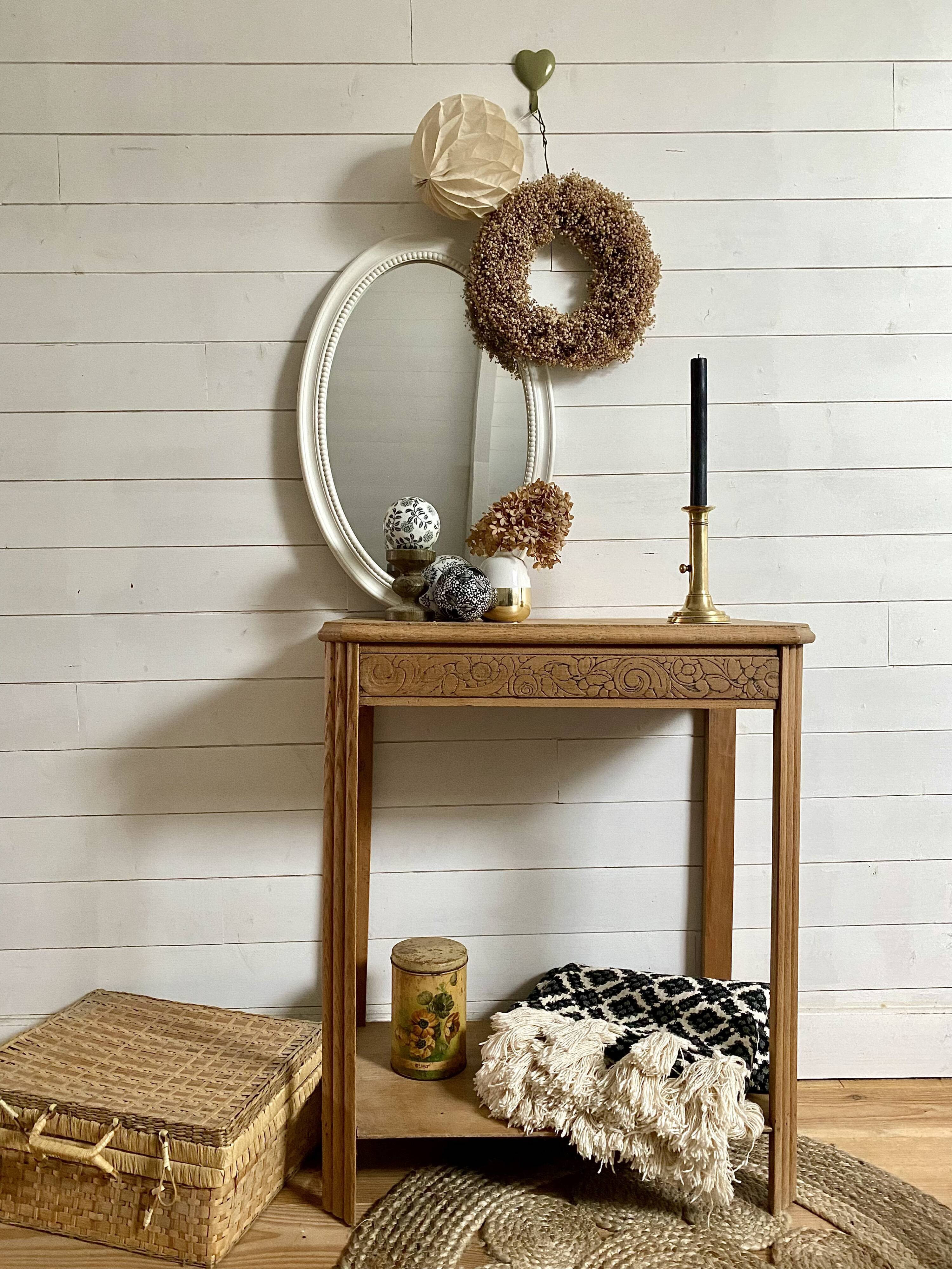 Nineteenth-century brass pull-out candle holder