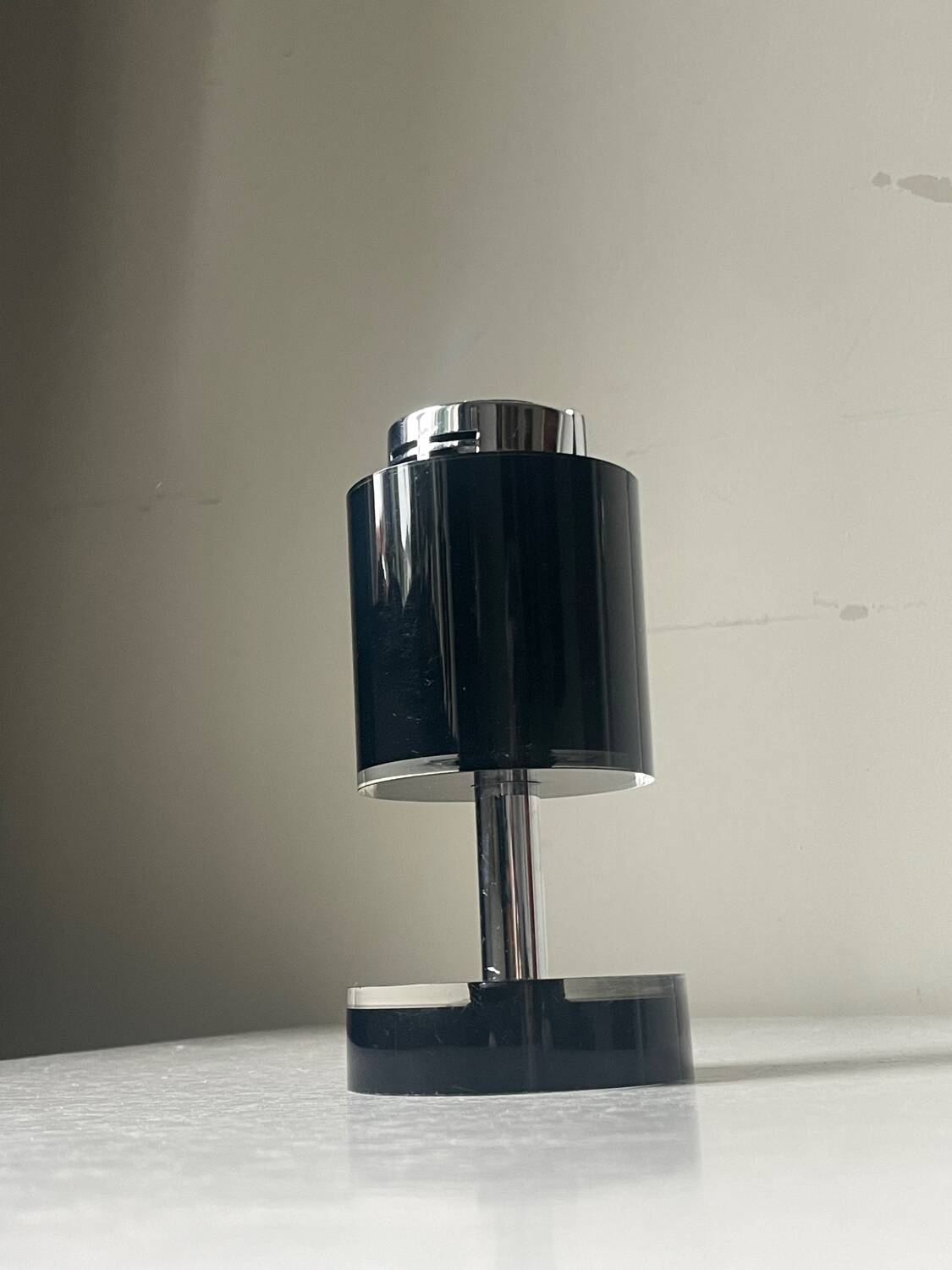 Vintage sarome japan table lighter in black plastic