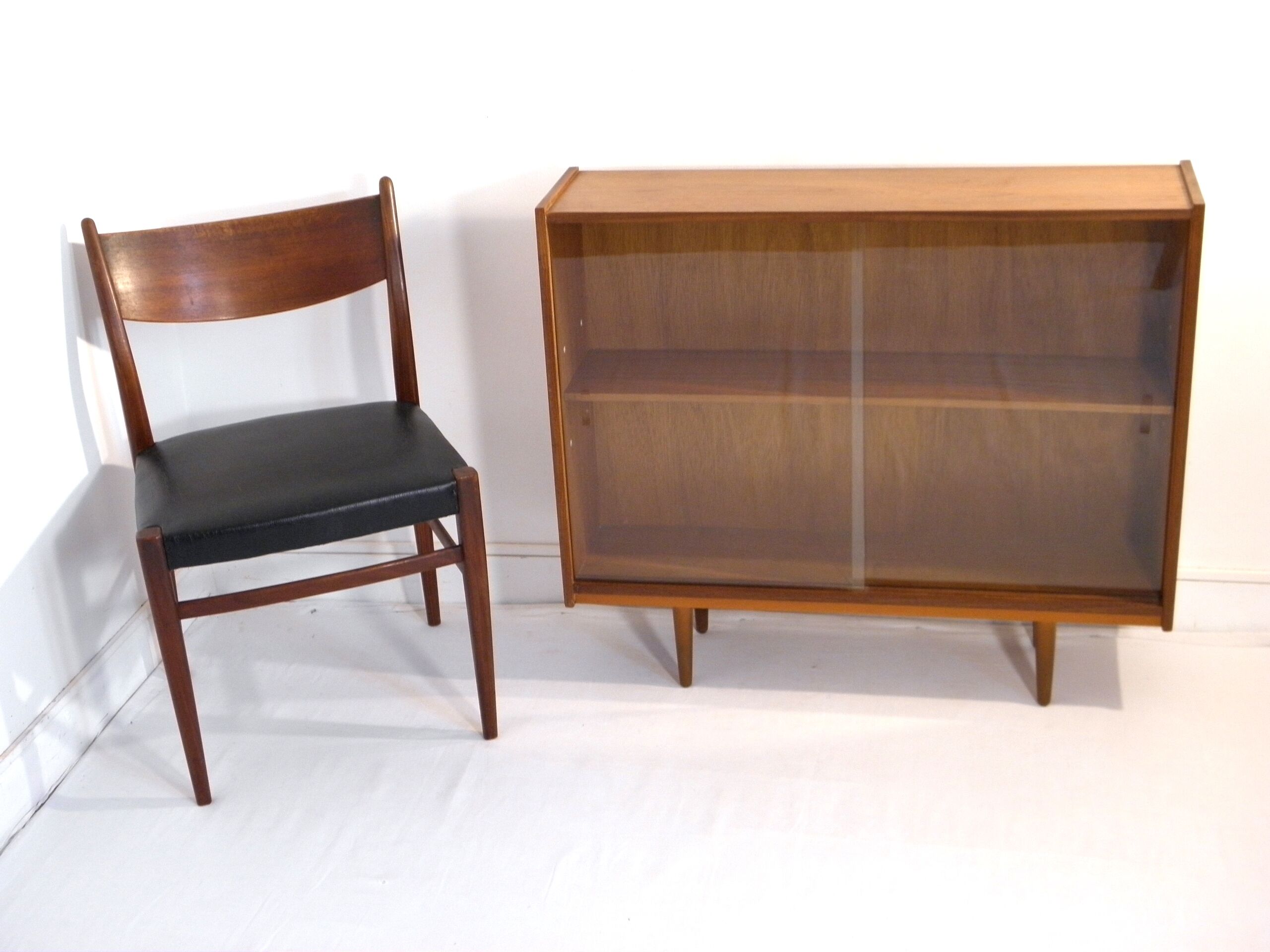 Low library, 1960s teak display case