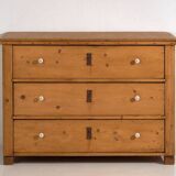 Antique three-drawer chest (circa 1920)