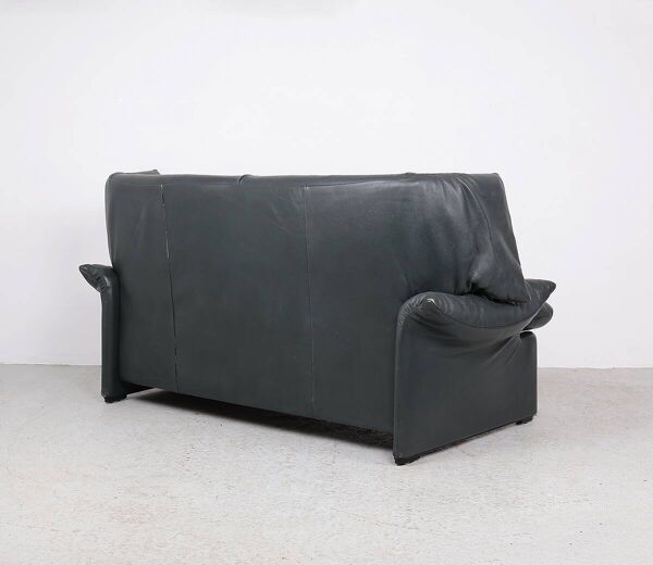 Canapé en cuir avec pouf par Vico Magistretti pour Cassina, années 1980, lot de 2