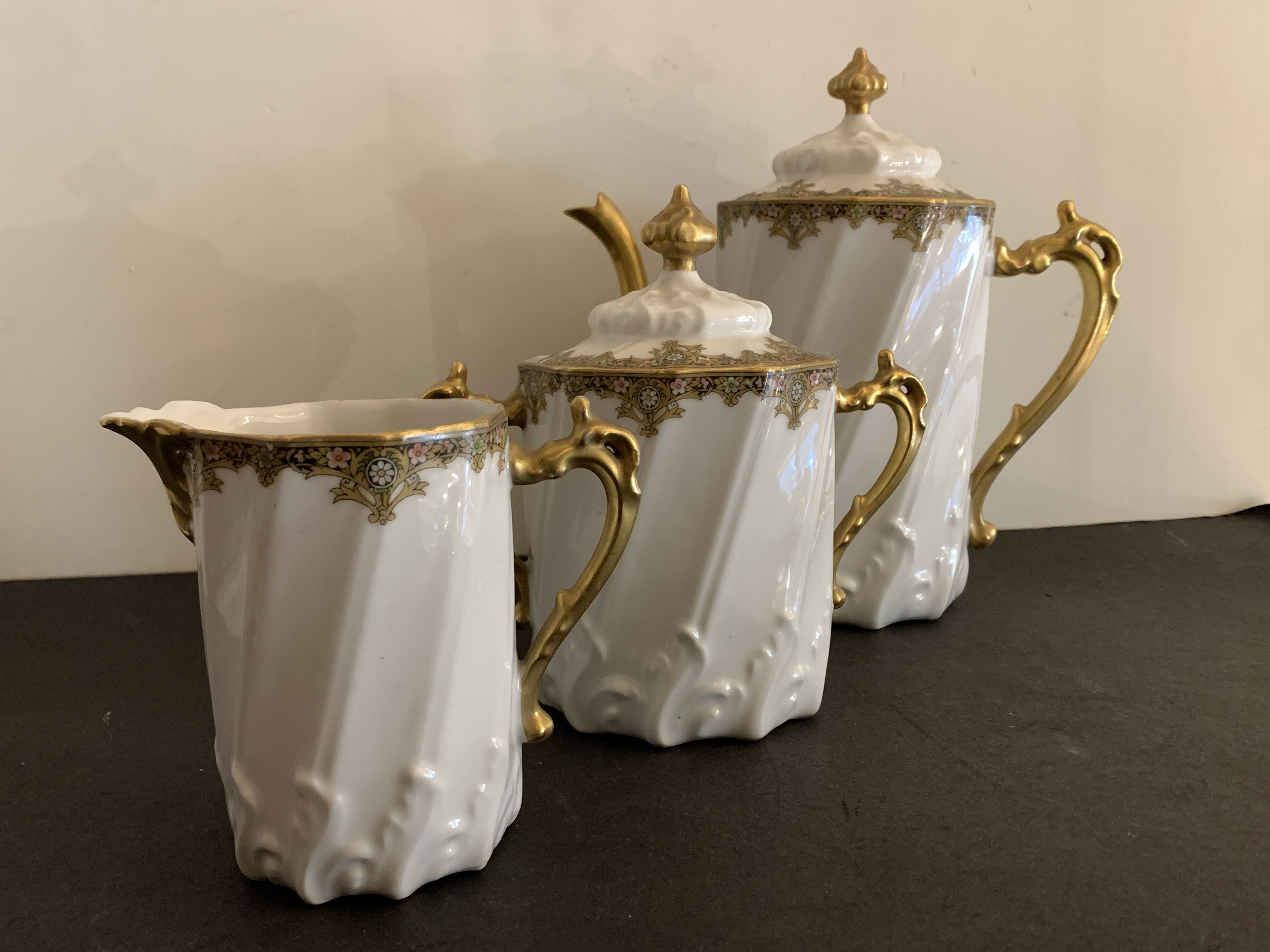 Limoges porcelain coffee service - Chabrol and Poirier - Bac and Périgault - Early twentieth century