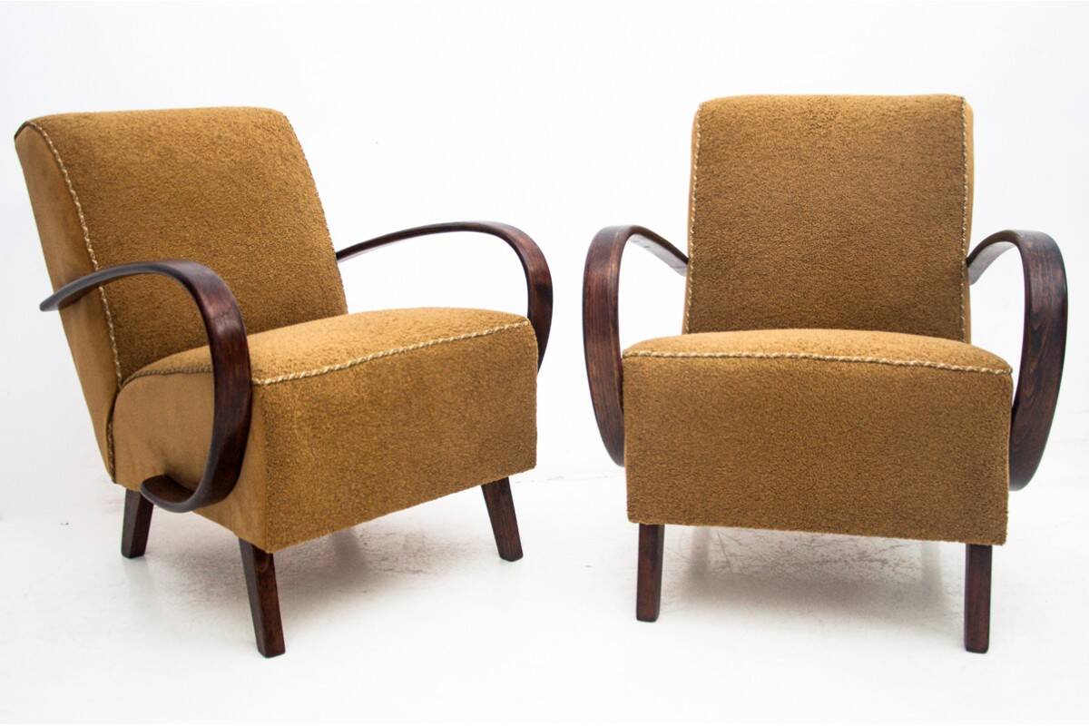 A pair of Art Deco armchairs by J. Halabala from the 1930s, Czech Republic.