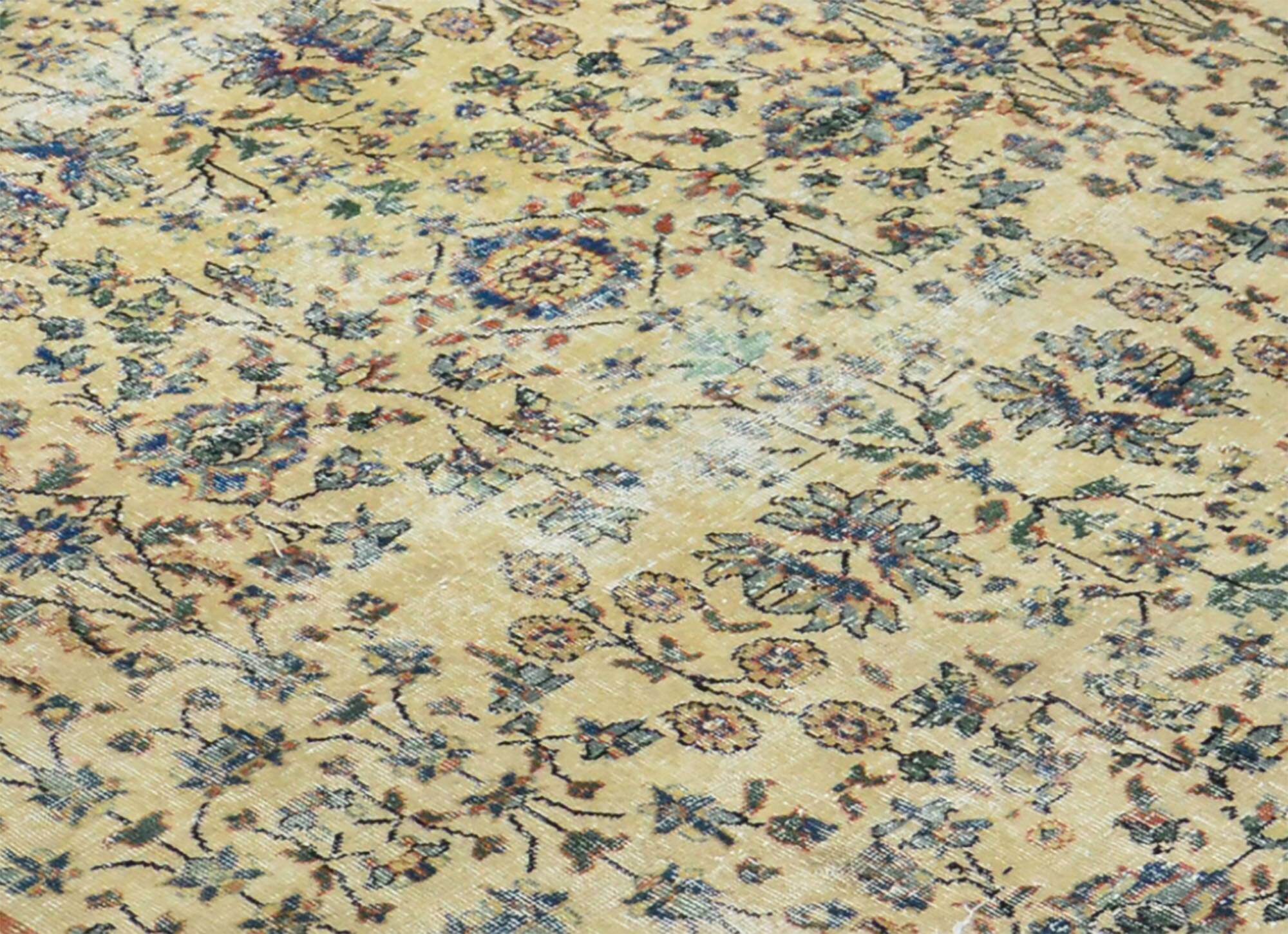 Tapis Oushak Ancien – Ton Ivoire & Motifs Floraux, 198 x 274 cm