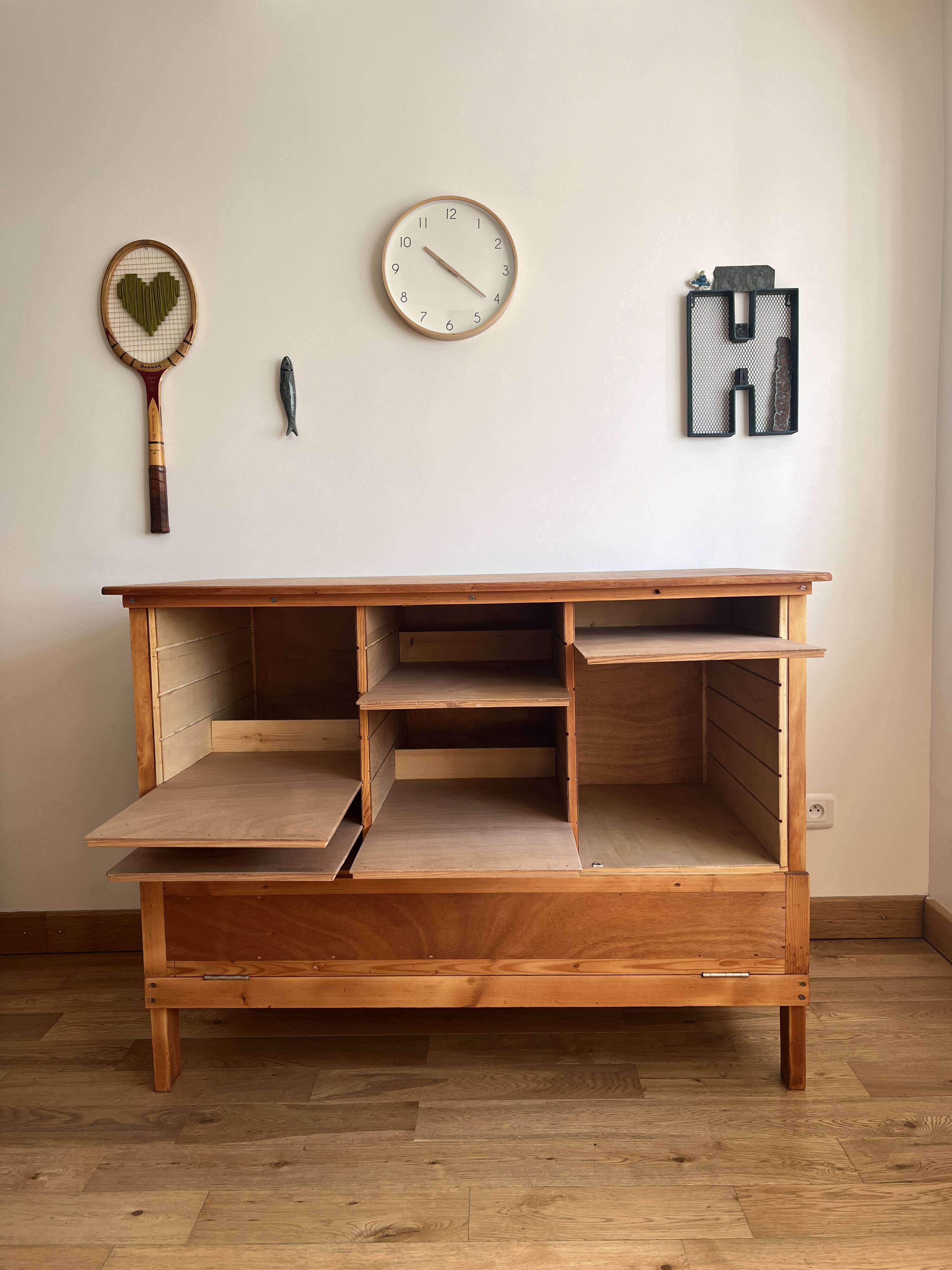 Workshop furniture, printing storage