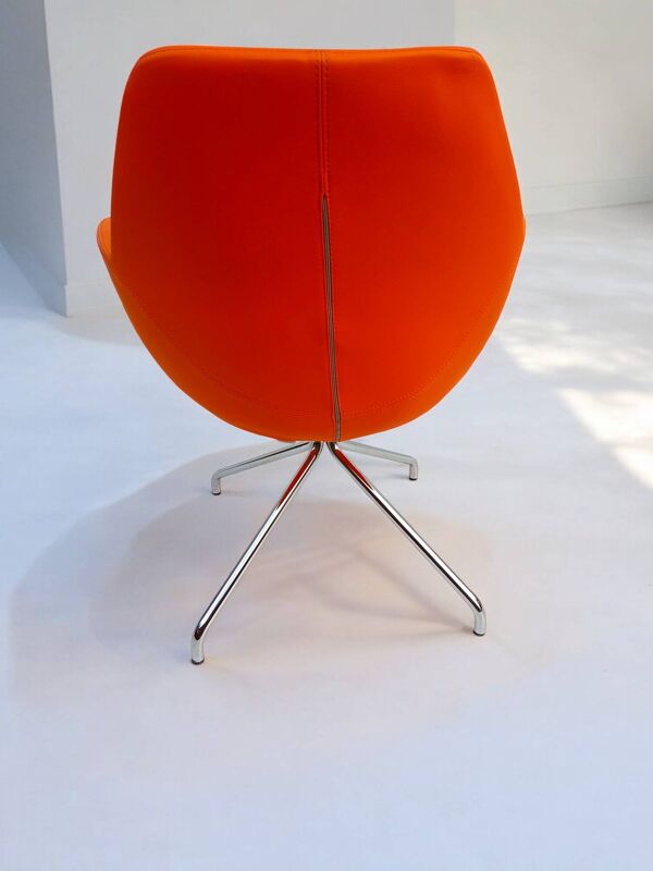 Suite de 4 Fauteuils pop Fan 10H pour Profim designer Piotr Kuchciński