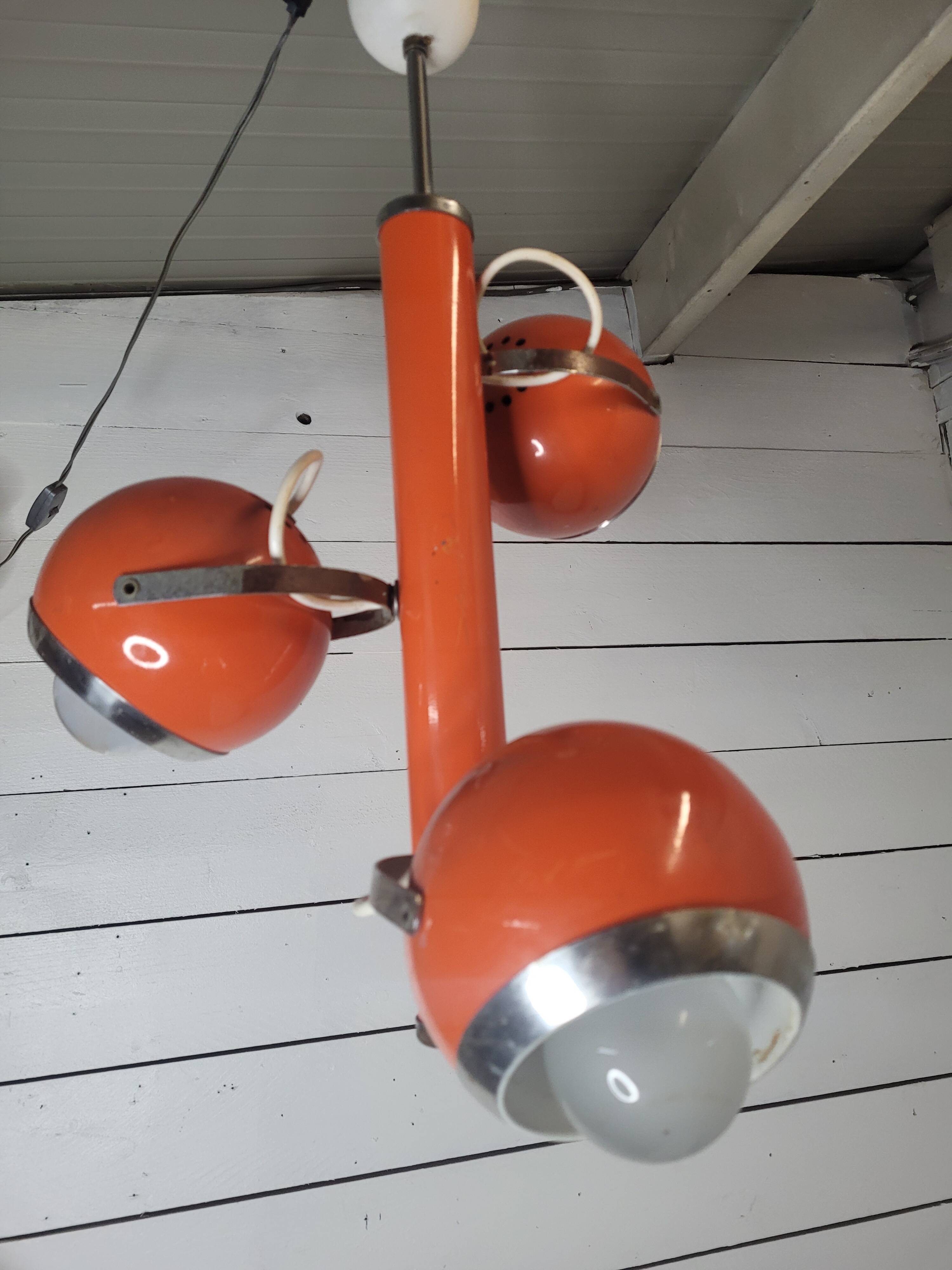 Lustre suspension vintage eyeball orange à 3 lumières des années 60