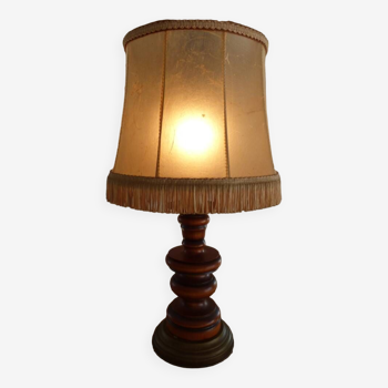 Cherry wood lamp and its leather shade