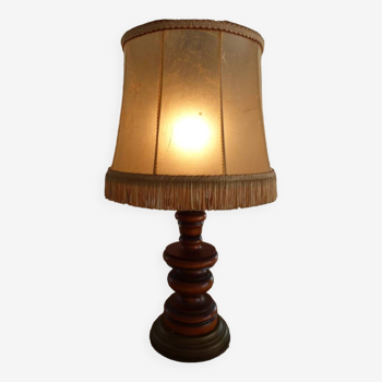 Lampe en merisier